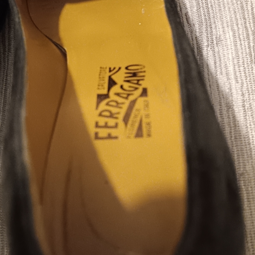 Ferragamo Black Suede Loafer Pumps Heels Sz 8 - Picture 12 of 14